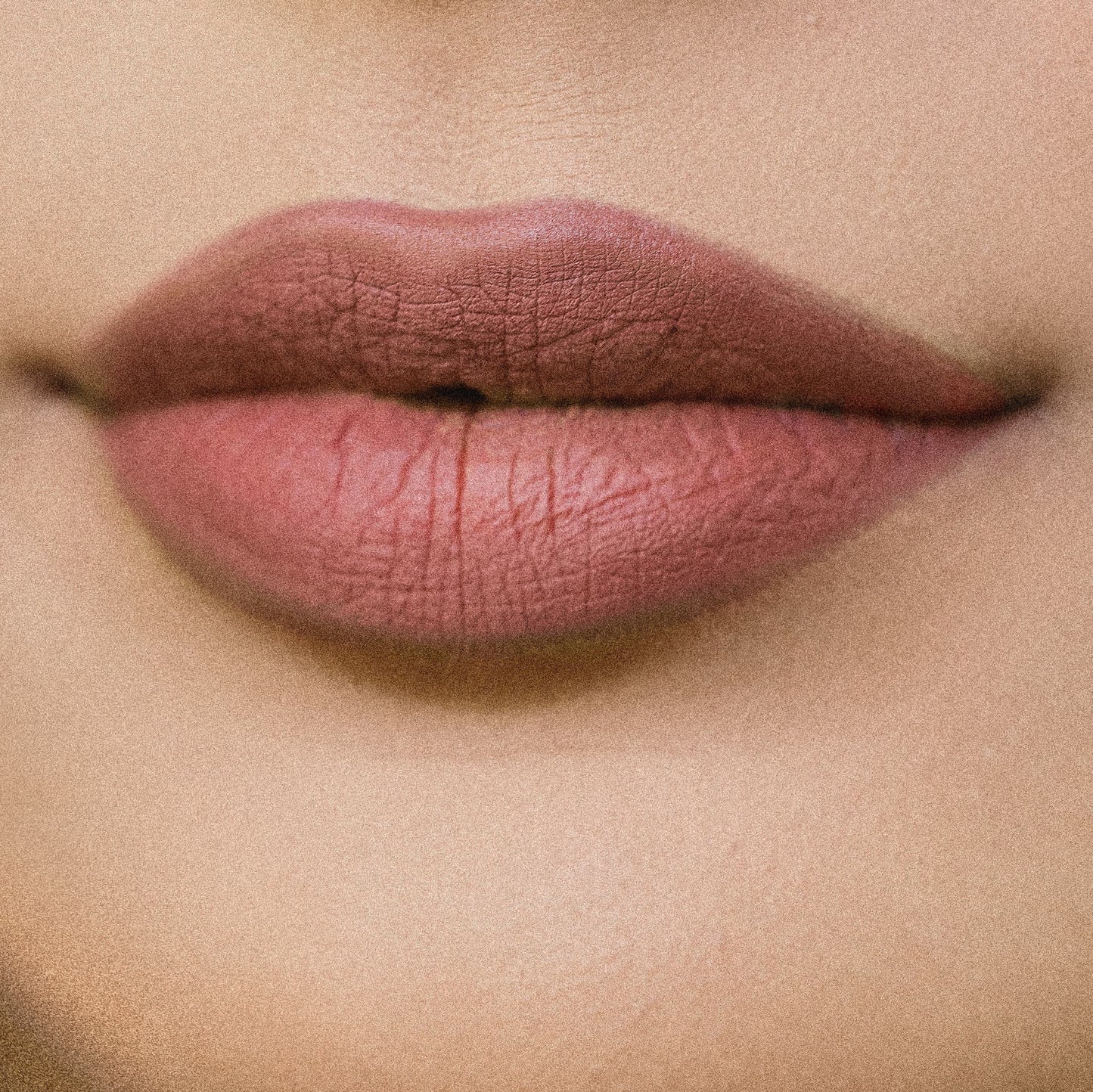 '2001' LIP LINER